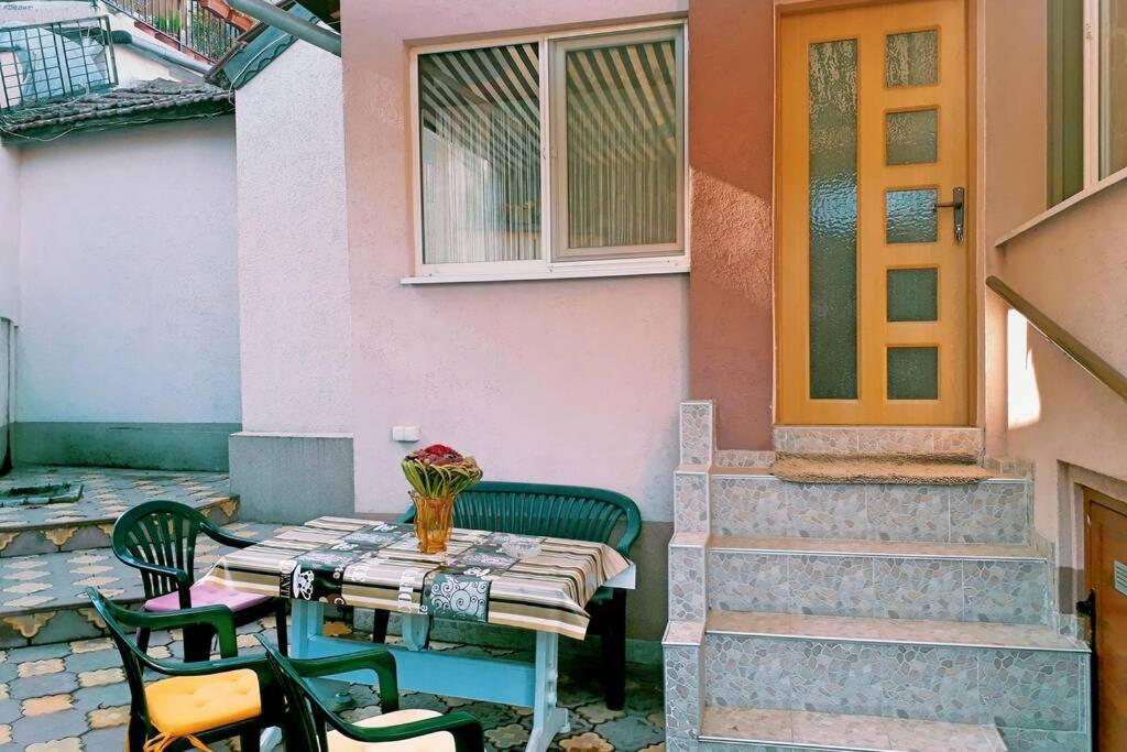 Ferienwohnung Нouse With Cute Little Yard Plowdiw Exterior foto